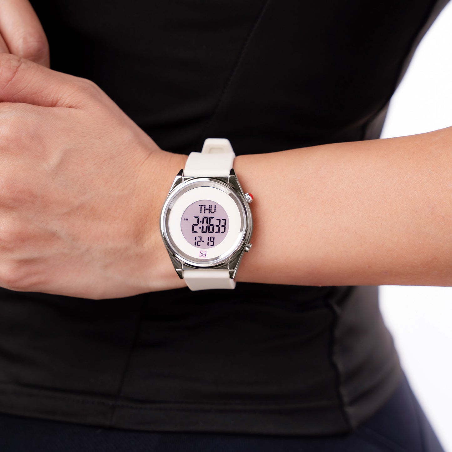 Reloj Cloe Digital para Dama con Dos Botones y Correa de Silicón OE2633