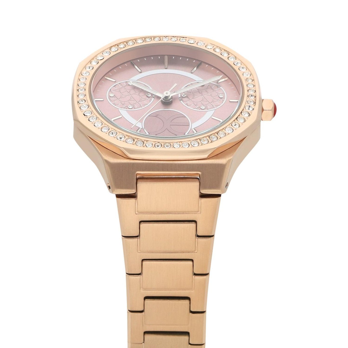 Reloj Cloe Analogo para Dama con Pedreria en Bisel, Simuladores y Extensible Color Plateado OE2443