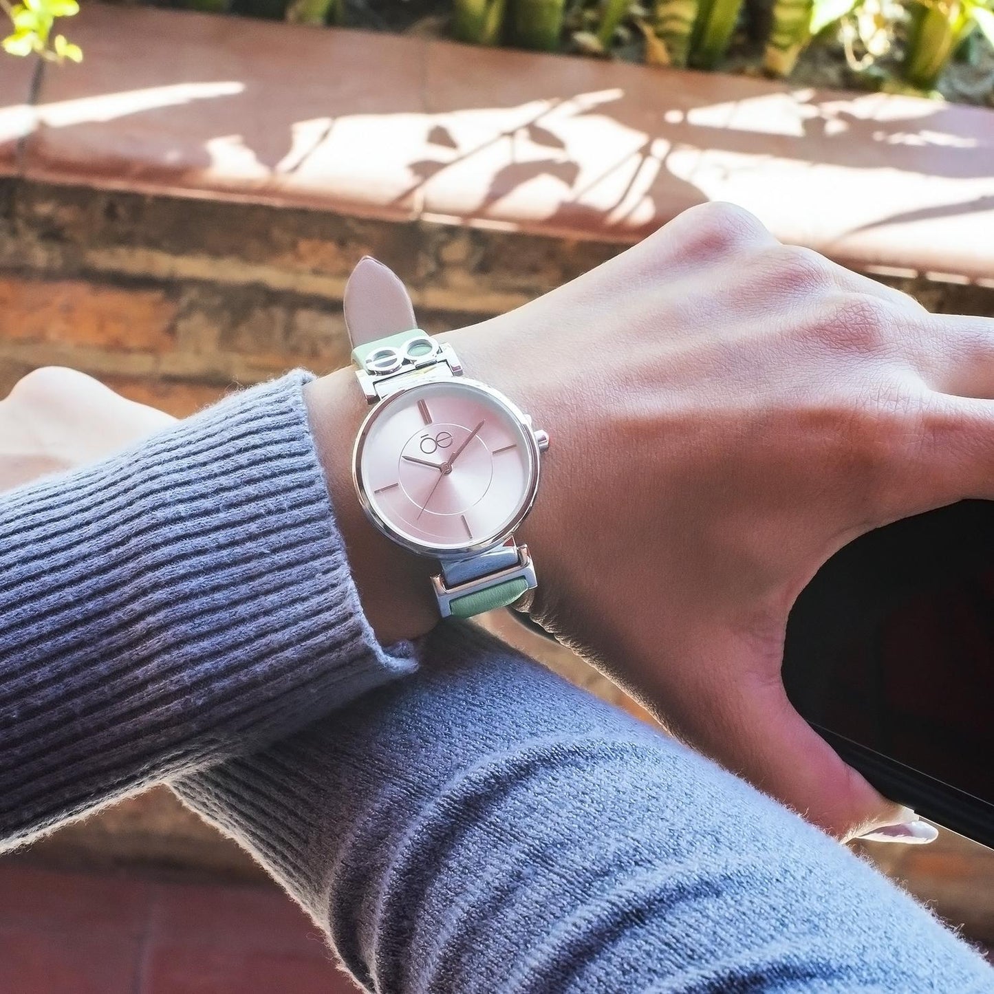 Reloj Análogo Cloe Velma OE2209-GRN Piel Genuina Mujer