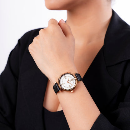 Reloj Cloe Análogo para Dama con Diseño OE en Correa de Tactopiel OE2604