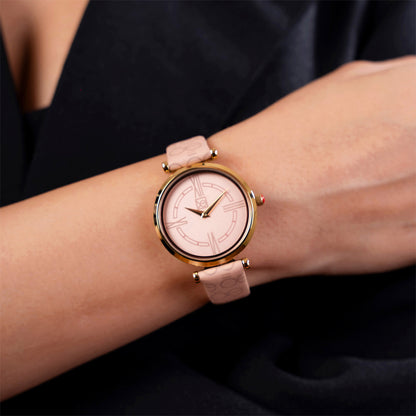 Reloj Cloe Análogo para Dama con Diseño OE en Correa de Tactopiel OE2604