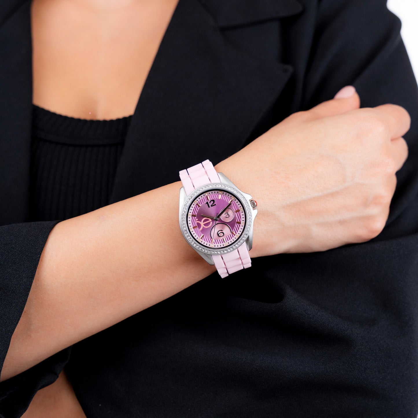 Reloj Cloe Análogo para Dama con Pedrería en Indicadores y Bisel y Correa de Silicón OE2606