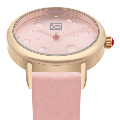 Reloj Cloe Análogo para Dama con Textura con Relieve en Carátula y Correa de Tactopiel OE2607