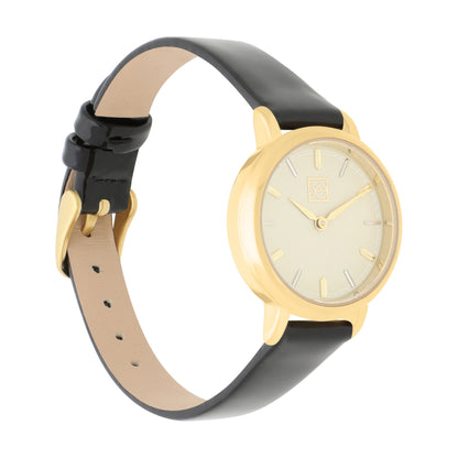 Reloj Cloe Análogo para Dama con y Correa de Charol OE2610