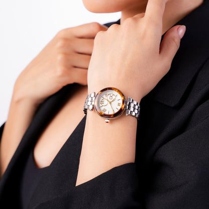 Reloj Cloe Análogo para Dama con Bisel Acabado Carey y Extensible de Acero Inoxidable OE2615