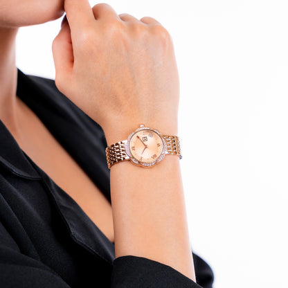Reloj Cloe Análogo para Dama con Caja en Forma de Flor y Extensible de Acero Inoxidable OE2622