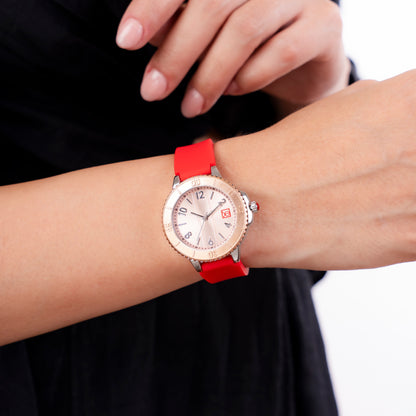 Reloj Cloe Análogo para Dama con Bisel con Simulador y Correa de Silicón