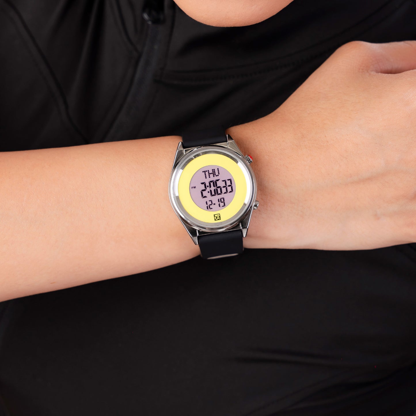 Reloj Cloe Digital para Dama con Dos Botones y Correa de Silicón OE2633