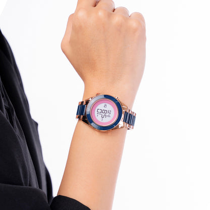 Reloj Cloe Digital para Dama con Bisel Interno Estriado y Extensible de Acero Inoxidable OE2634