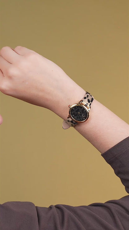 Reloj Cloe Análogo para Dama con Acabado de Leopardo de Leopardo Correa de Tactopiel OE2538